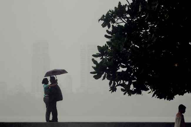 indian-couple-love-marriage-valentines-day-2013-02-13