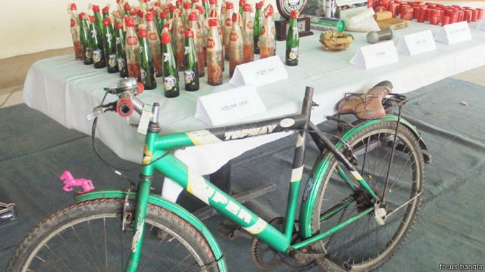 150308124133_cycle_bomb_dhaka_640x360_focusbangla